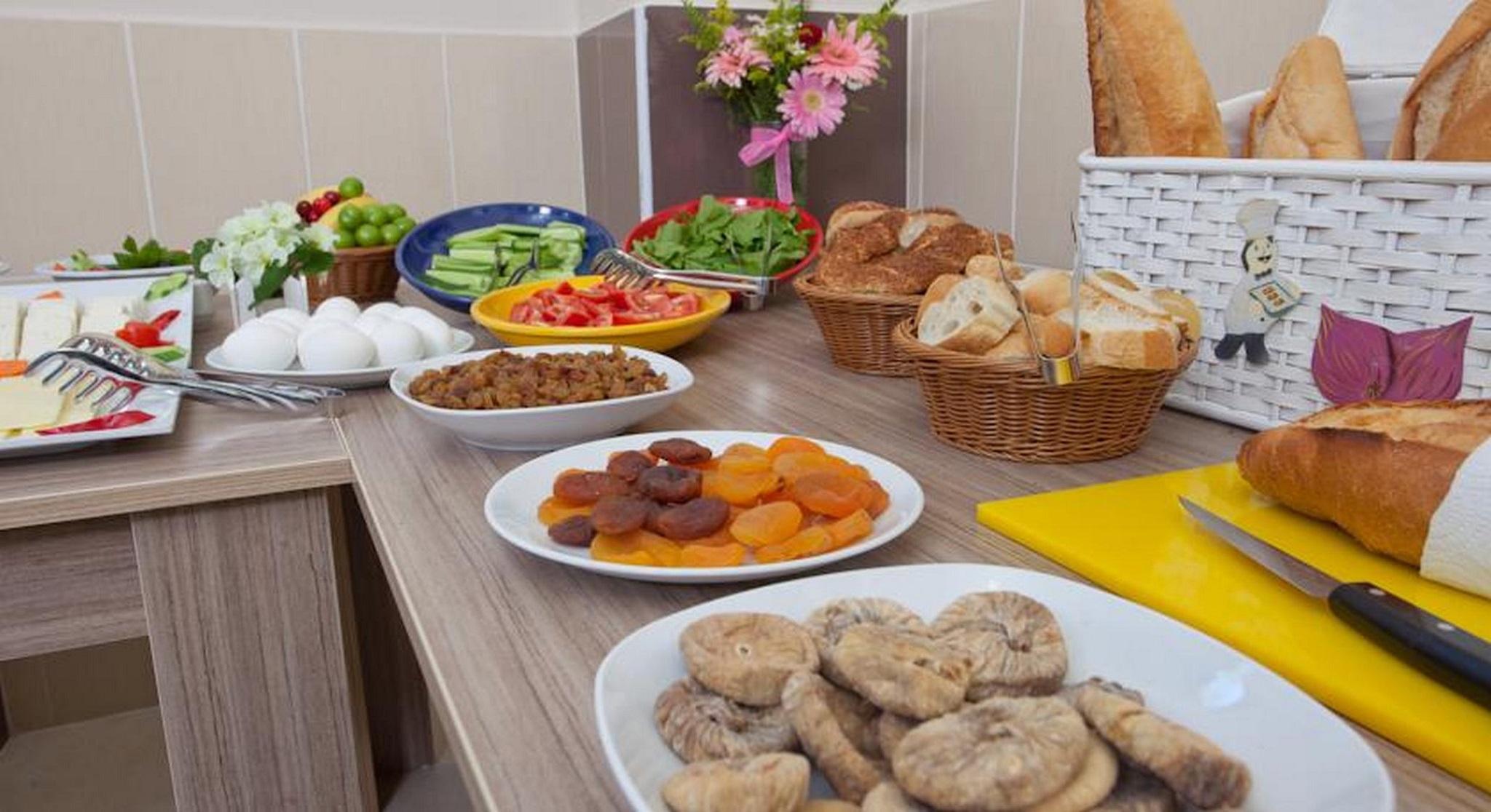 Birlik Apart Hotel Istanbul Ngoại thất bức ảnh